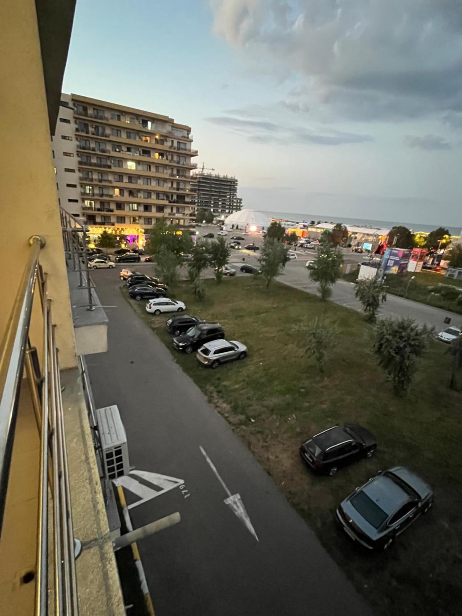 Fratellyvibe Mamaia Lejlighed Eksteriør billede